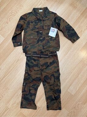 NWT Wrangler Jeans Co Boys 2T Camo Jacket Cargo Pants Belt 2 Piece Outfit Set